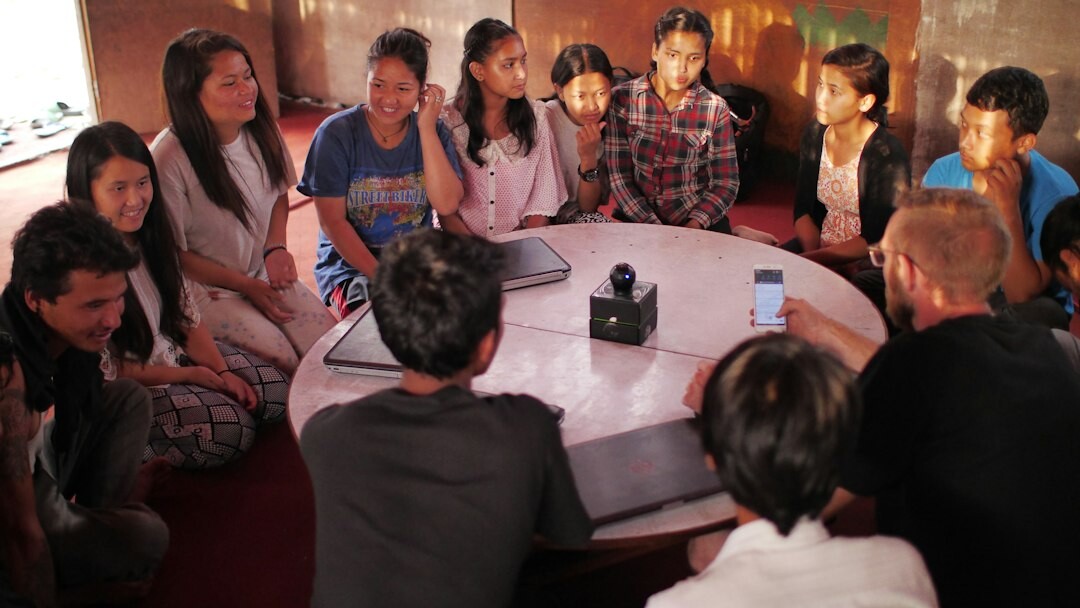 group discussion meeting